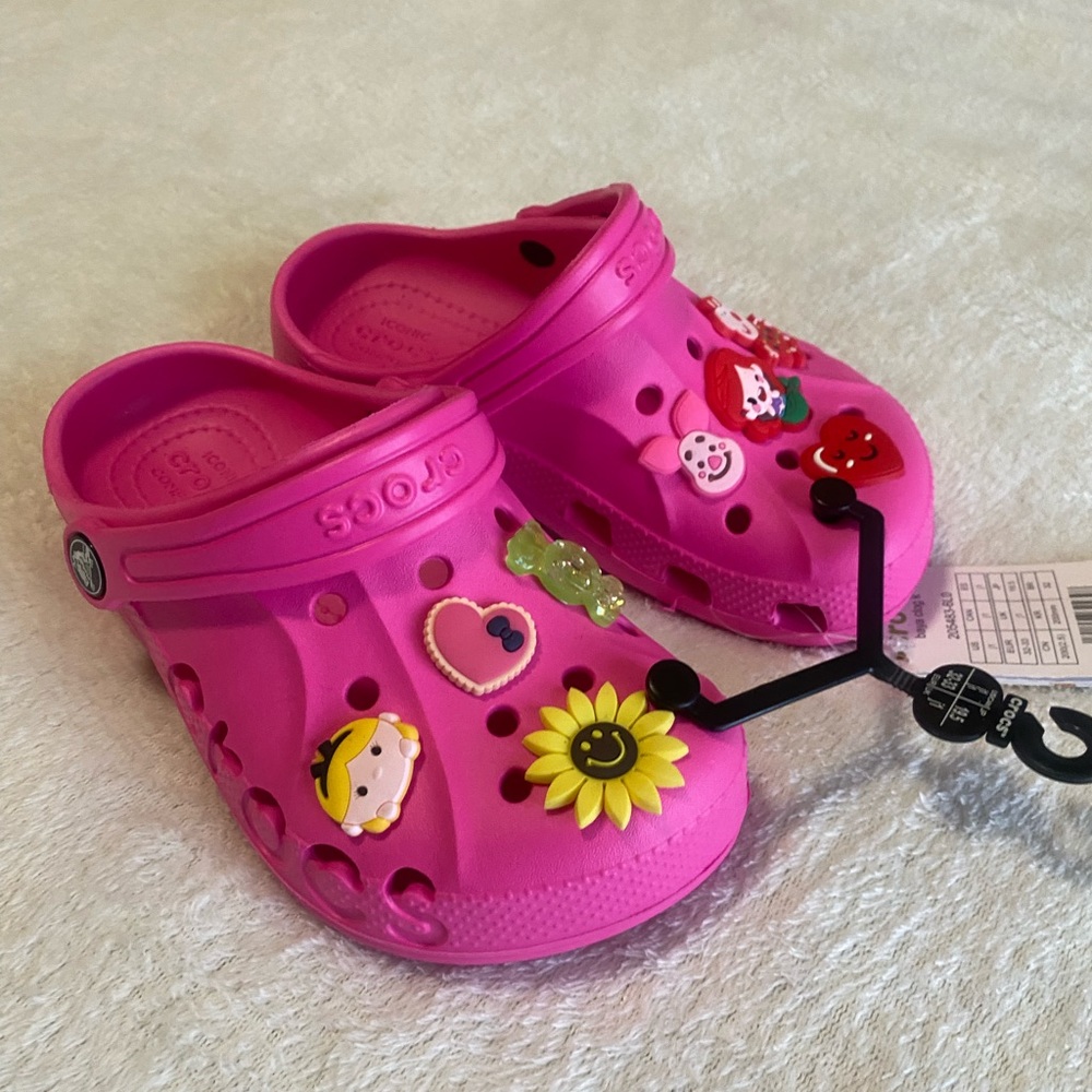 ๐ฉท Crocs ๐๏ธ - Picture 14 of 14